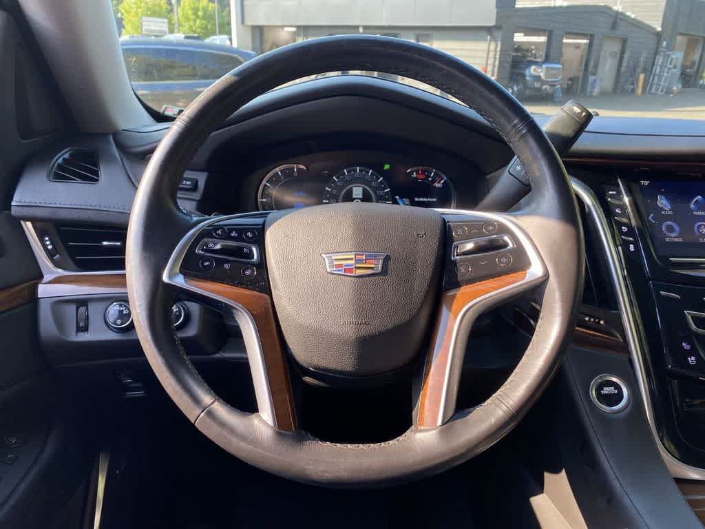 Used 2020 Cadillac Escalade ESV Premium Luxury AWD/4WD image 19