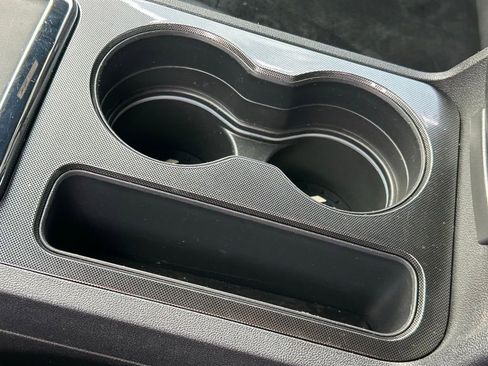 Used 2009 Dodge Challenger SRT8 w/ SRT Option Group II image 20