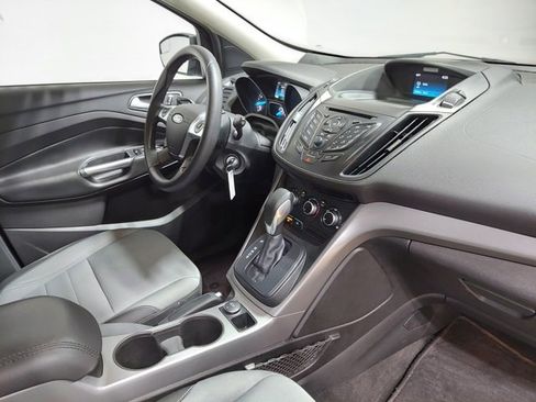 Used 2016 Ford Escape SE image 19