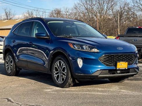 Certified 2022 Ford Escape SEL image 1