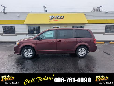 Used 2018 Dodge Grand Caravan SE w/ UConnect Hands-Free Group image 1