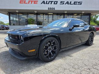 Used 2014 Dodge Challenger R/T Plus RWD video 1