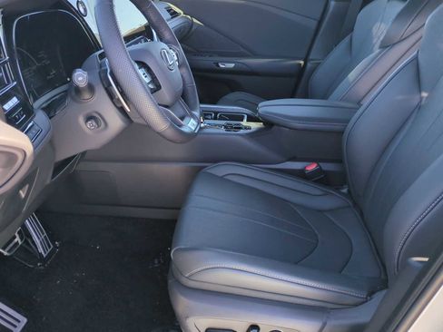 Used 2025 Lexus TX 500h F SPORT Premium image 24