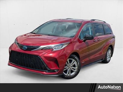 Used 2021 Toyota Sienna XSE w/ XSE Plus Package