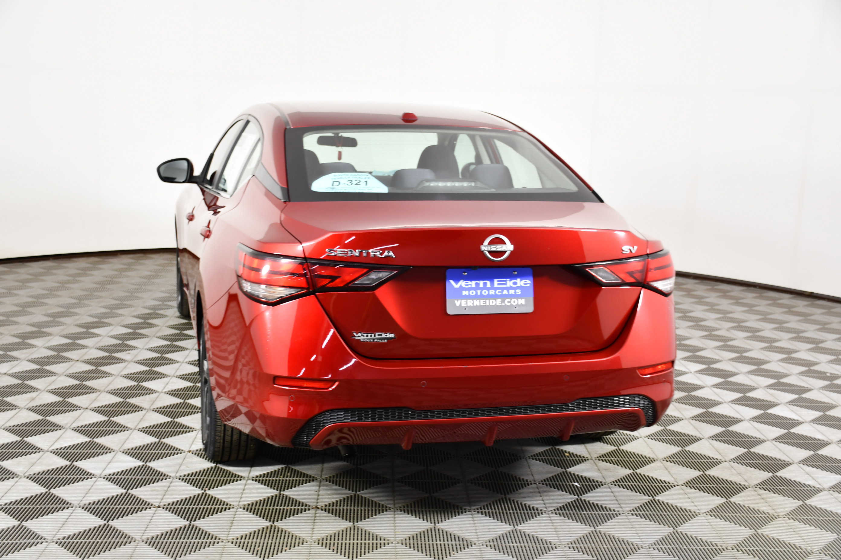 Used 2024 Nissan Sentra SV FWD image 7