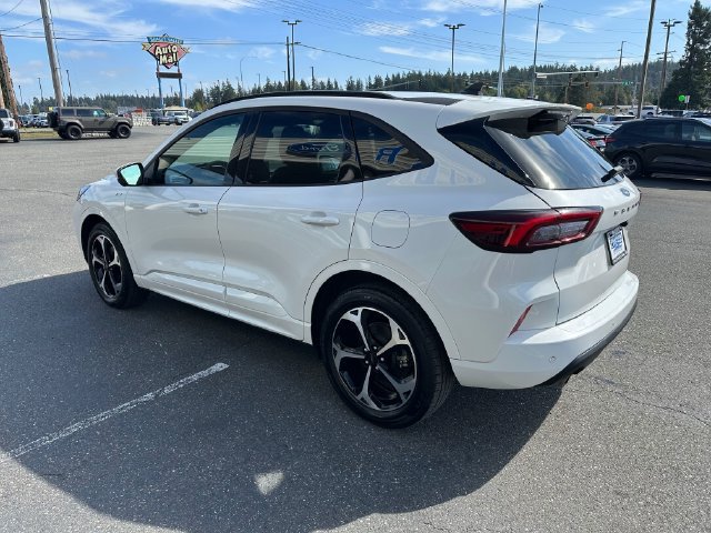 Used 2024 Ford Escape ST-Line Elite AWD/4WD image 4