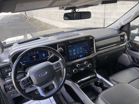 Used 2024 Ford F350 Lariat w/ Lariat Ultimate Package image 15