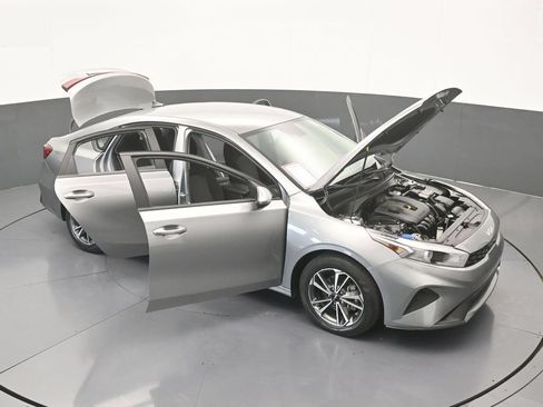 Used 2023 Kia Forte LXS FWD image 53