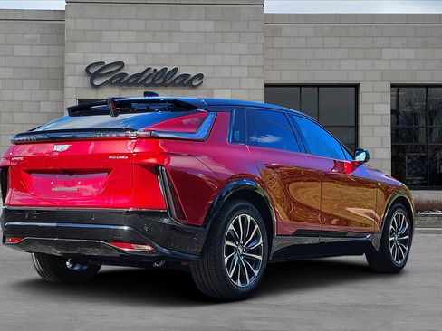 New 2026 Cadillac Lyriq Sport image 3