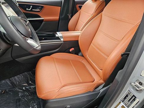 Certified 2025 Mercedes-Benz GLC 300 image 16