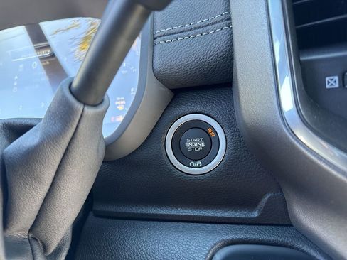 New 2026 RAM 3500 Laramie AWD/4WD image 20