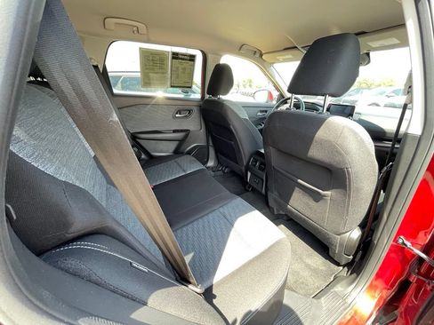 Used 2021 Nissan Rogue SV AWD/4WD image 25
