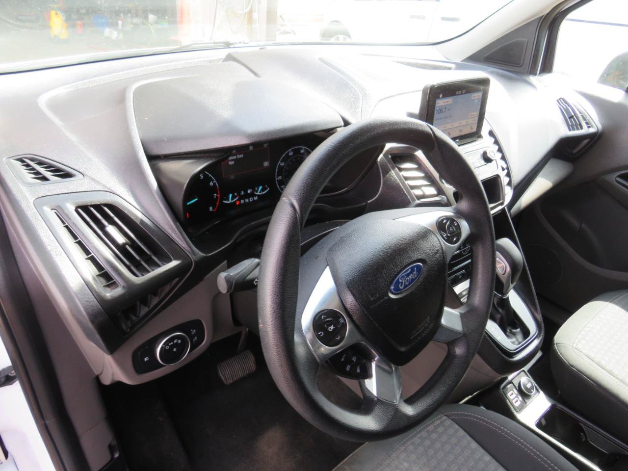 Used 2019 Ford Transit Connect XLT FWD image 7