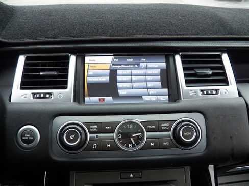 Used 2011 Land Rover Range Rover Sport Supercharged image 21