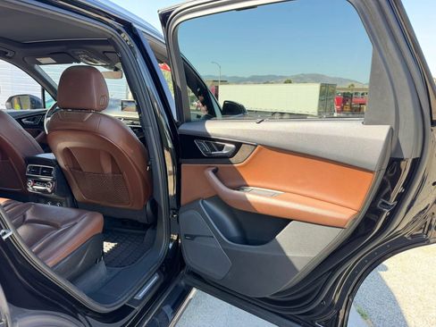 Used 2019 Audi Q7 3.0T Premium Plus AWD/4WD image 21