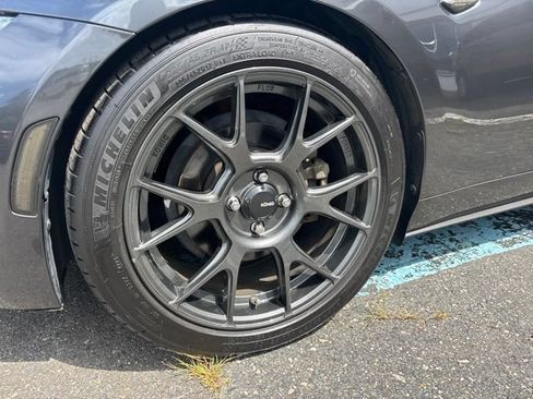 Used 2019 MAZDA MX-5 Miata RF Grand Touring w/ GT-S Package RWD image 3