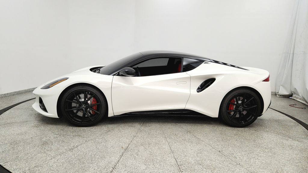 Used 2026 Lotus Emira SE RWD image 2