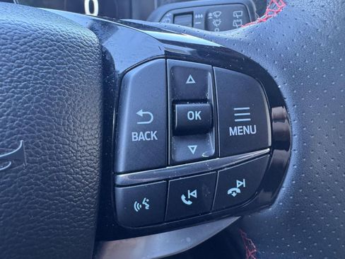 Used 2025 Ford Explorer ST-Line w/ ST-Line Street Pack image 17