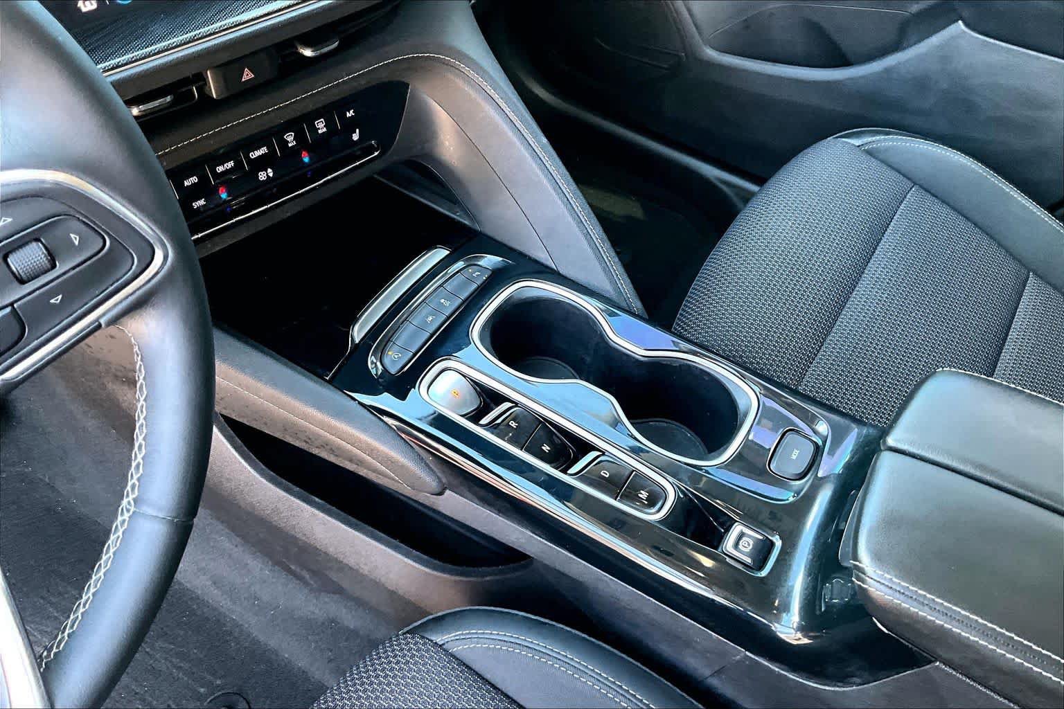 Used 2021 Buick Envision Preferred FWD image 16