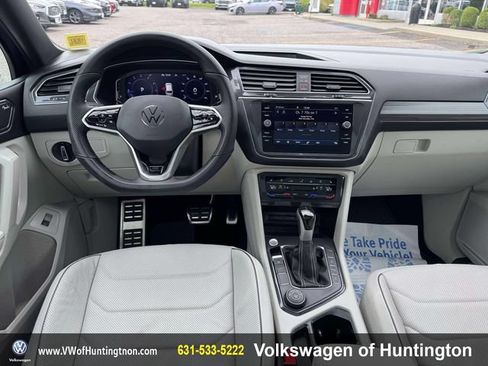 Used 2023 Volkswagen Tiguan SEL R-Line AWD/4WD image 18