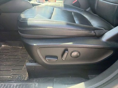 Used 2022 Ford Escape SEL AWD/4WD image 7