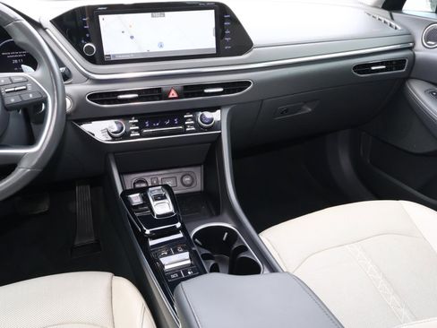 Used 2022 Hyundai Sonata Limited image 12
