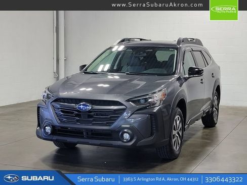 Certified 2025 Subaru Outback Premium AWD/4WD image 1