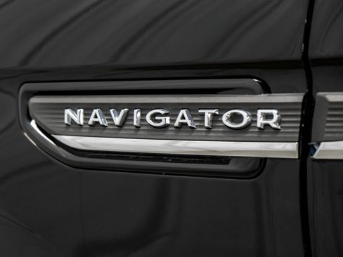 Used 2024 Lincoln Navigator Reserve AWD/4WD image 53