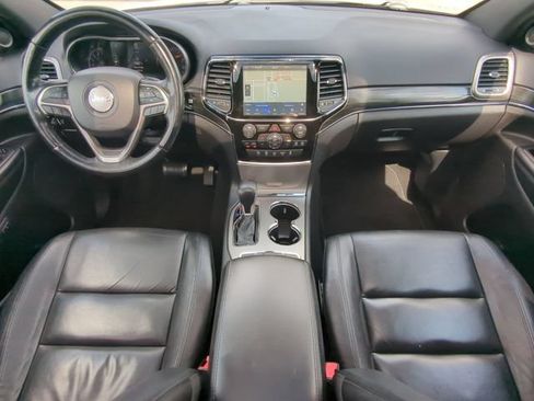 Used 2020 Jeep Grand Cherokee Limited AWD/4WD image 24