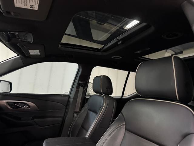 Used 2023 Chevrolet Traverse Premier w/ Redline Edition AWD/4WD image 19