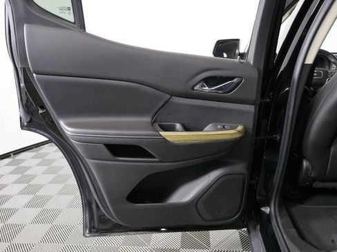 Used 2019 GMC Acadia Denali w/ Technology Package AWD/4WD image 16