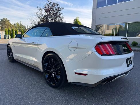 Used 2017 Ford Mustang GT Premium w/ Equipment Group 401A RWD image 9