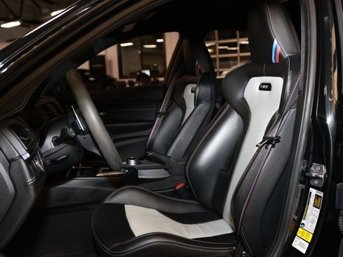 Used 2018 BMW M3 CS w/ Executive Package image 11