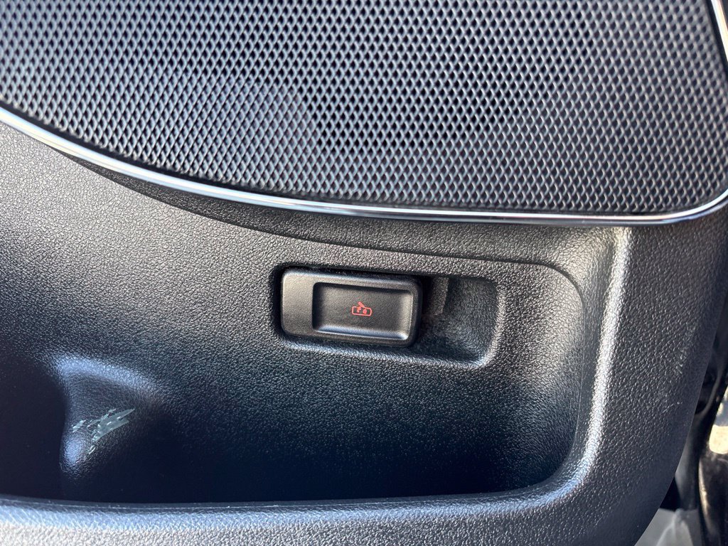 Used 2023 Lincoln Aviator AWD image 13