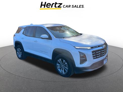 Used 2025 Chevrolet Equinox LT image 1