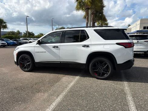 Used 2023 Chevrolet Traverse Premier w/ Redline Edition FWD image 19