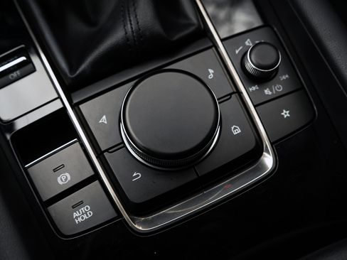 Used 2023 MAZDA MAZDA3 s image 22