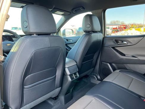 New 2026 Chevrolet Equinox LT w/ Convenience Package II image 28