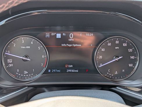 Used 2022 Buick Envision Essence w/ Technology Package II AWD/4WD image 25