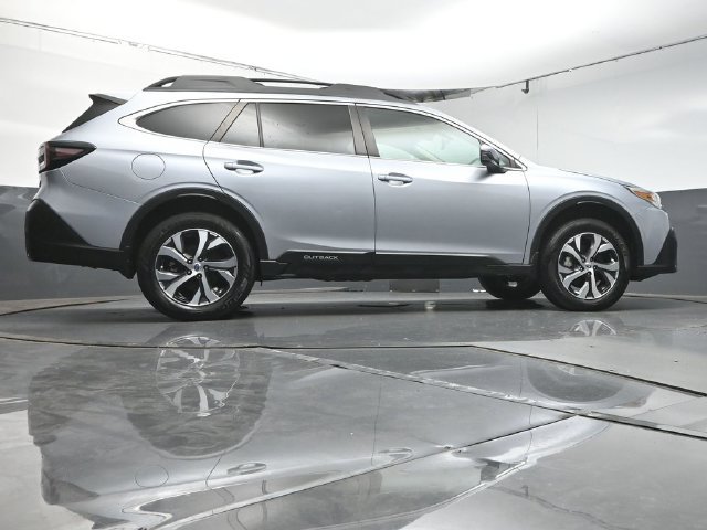 Used 2021 Subaru Outback Limited w/ Popular Package #2 AWD/4WD image 44
