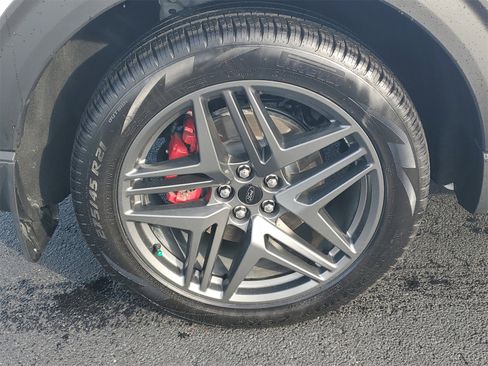 Certified 2025 Ford Explorer ST w/ Sun And Sound Package image 5