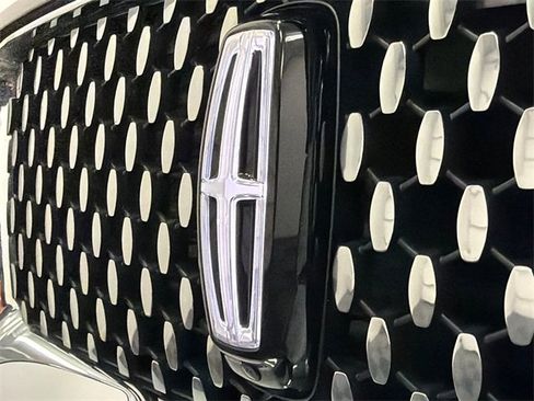 Used 2023 Lincoln Navigator Black Label image 15