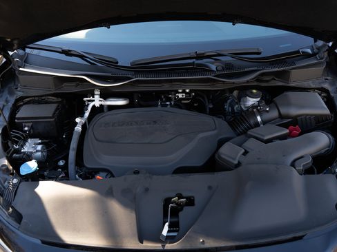 Certified 2026 Honda Odyssey Touring image 43