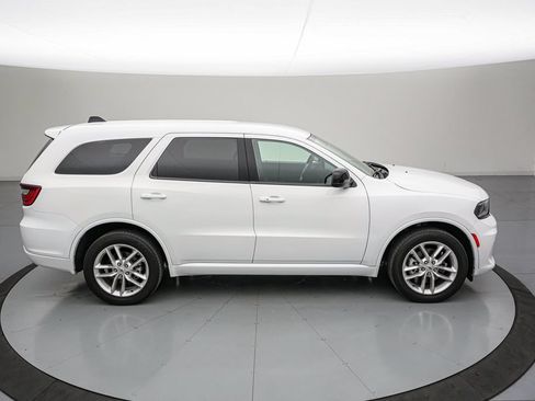 Used 2025 Dodge Durango GT AWD/4WD image 3