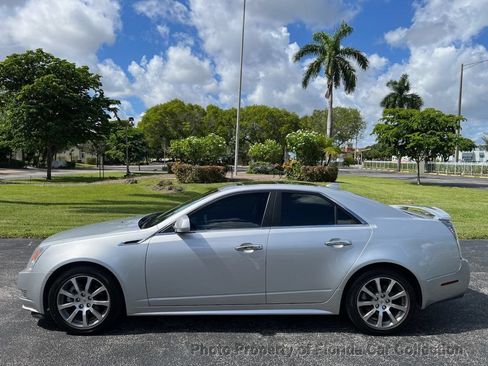 Used 2011 Cadillac CTS Performance w/ CTS Appearance Package AWD/4WD image 7