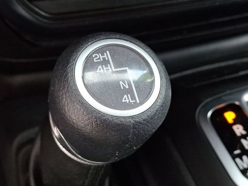 Used 2022 Jeep Wrangler Unlimited Sport AWD/4WD image 25