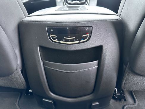 Used 2020 Cadillac Escalade Luxury image 38