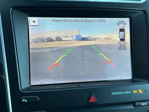 Used 2019 Ford Explorer Sport image 23