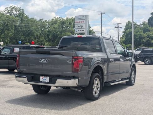 Used 2025 Ford F150 XLT w/ Equipment Group 301A Standard RWD image 3
