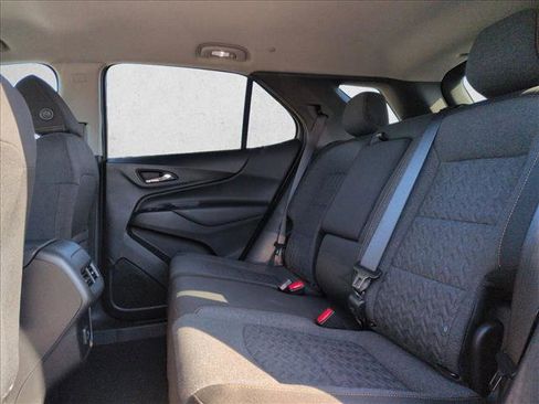 Certified 2023 Chevrolet Equinox LT FWD image 17